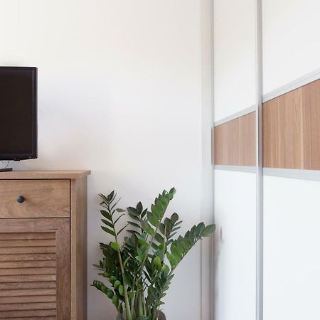 New Modern Apartment Near A Beach In Center Split Buitenkant foto