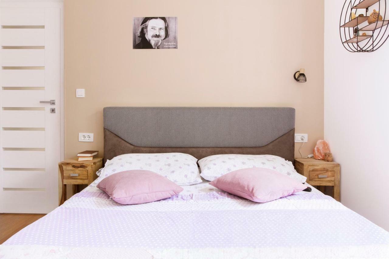 New Modern Apartment Near A Beach In Center Split Buitenkant foto